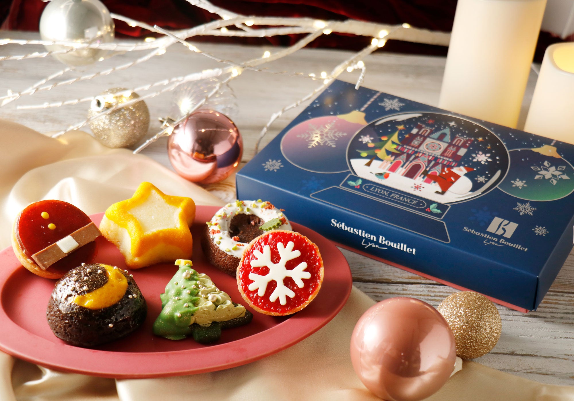 サンタやツリーをテーマにしたクリスマス期間限定のギフトが登場！クリスマスケーキもご予約受付中。