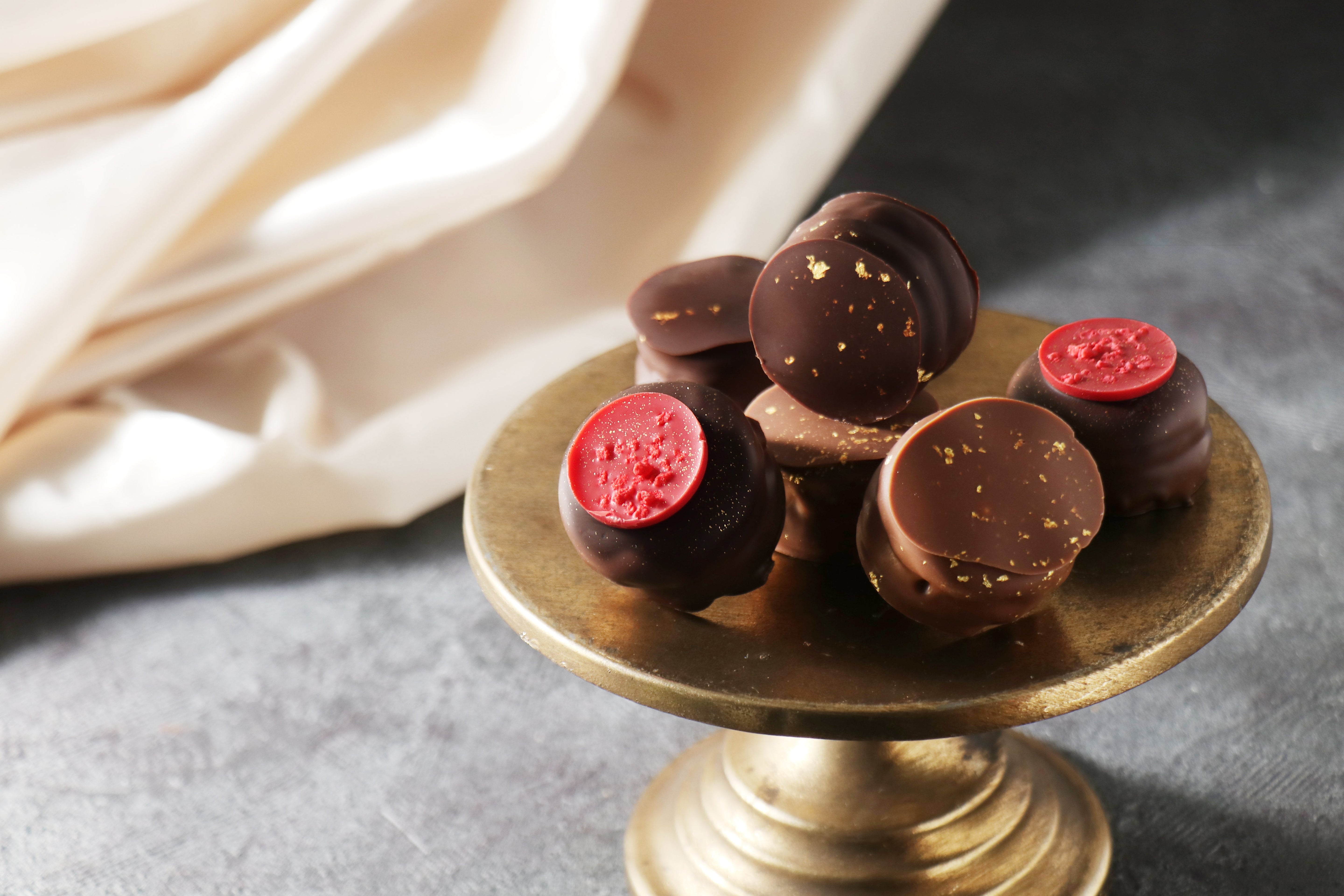 チョコレートの祭典 サロン・デュ・ショコラ 2026に出店。フランス・リヨンの名匠ベルナシオンとのコラボレーションによる、至極の限定ショコラスイーツも。
