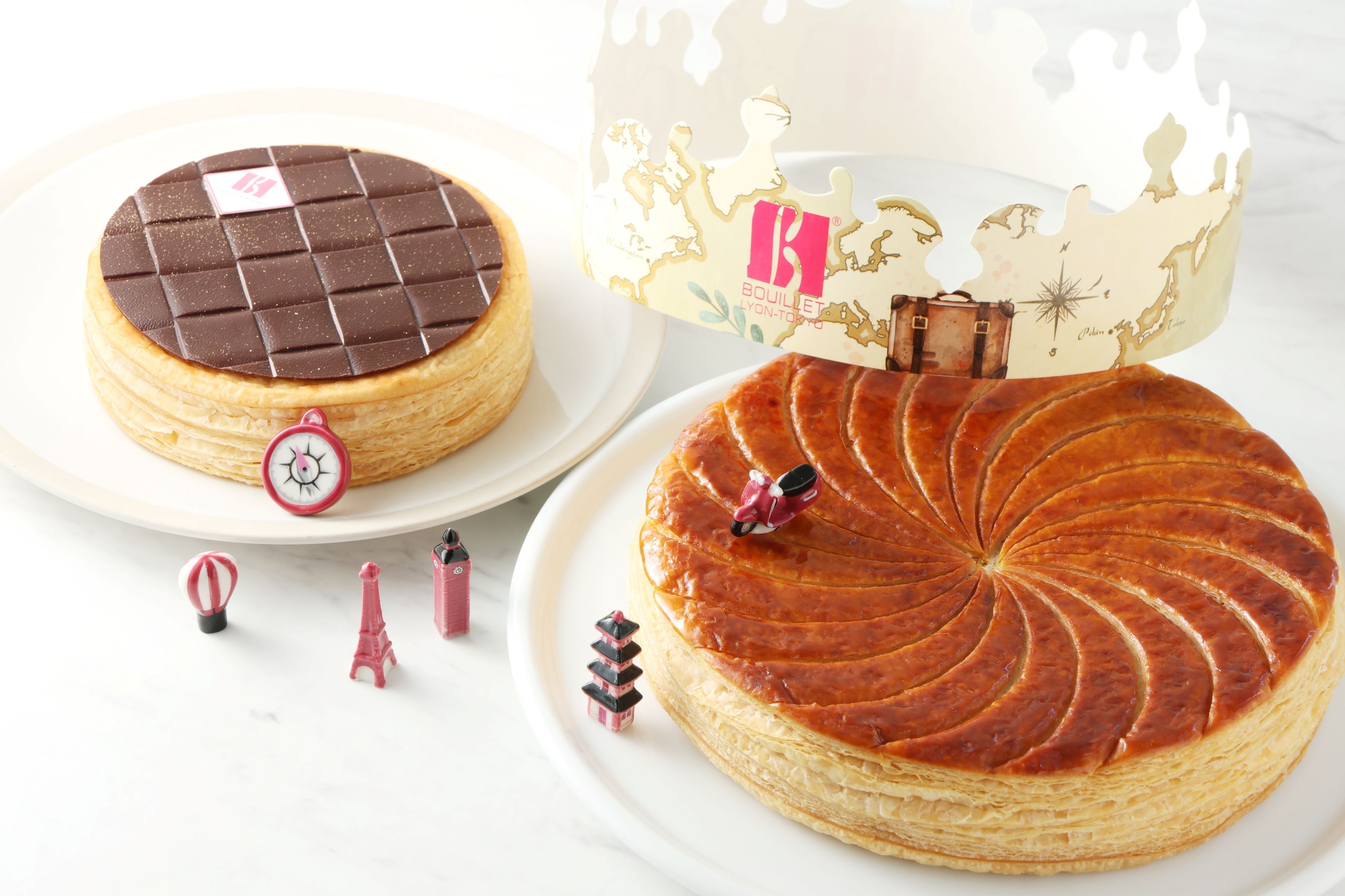 新年のお祝いに欠かせないフランスの伝統菓子「ガレット・デ・ロワ」。セバスチャン・ブイエならではの味わいで、今年も登場致します。Voyage（旅）をテーマにしたフェーヴと王冠付。各店にてご予約を受付中。