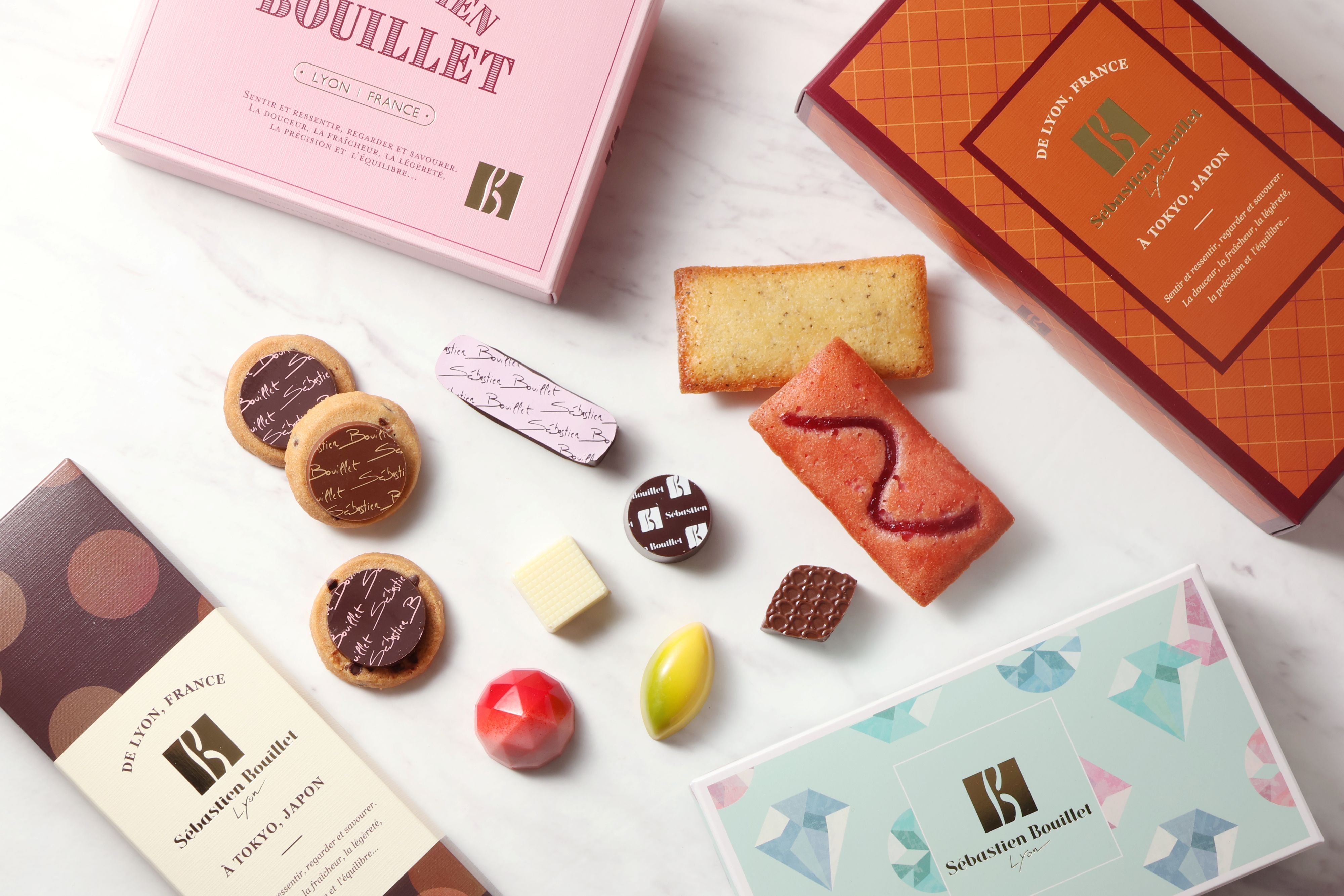 セバスチャン・ブイエ - 遊び心あふれる、おいしいスイーツ。